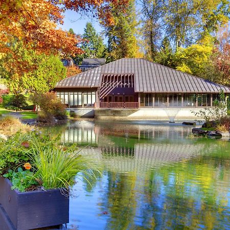Отель Talaris Conference Center Сиэтл Экстерьер фото