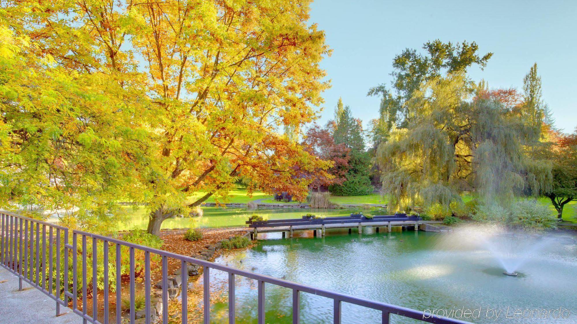 Отель Talaris Conference Center Сиэтл Экстерьер фото